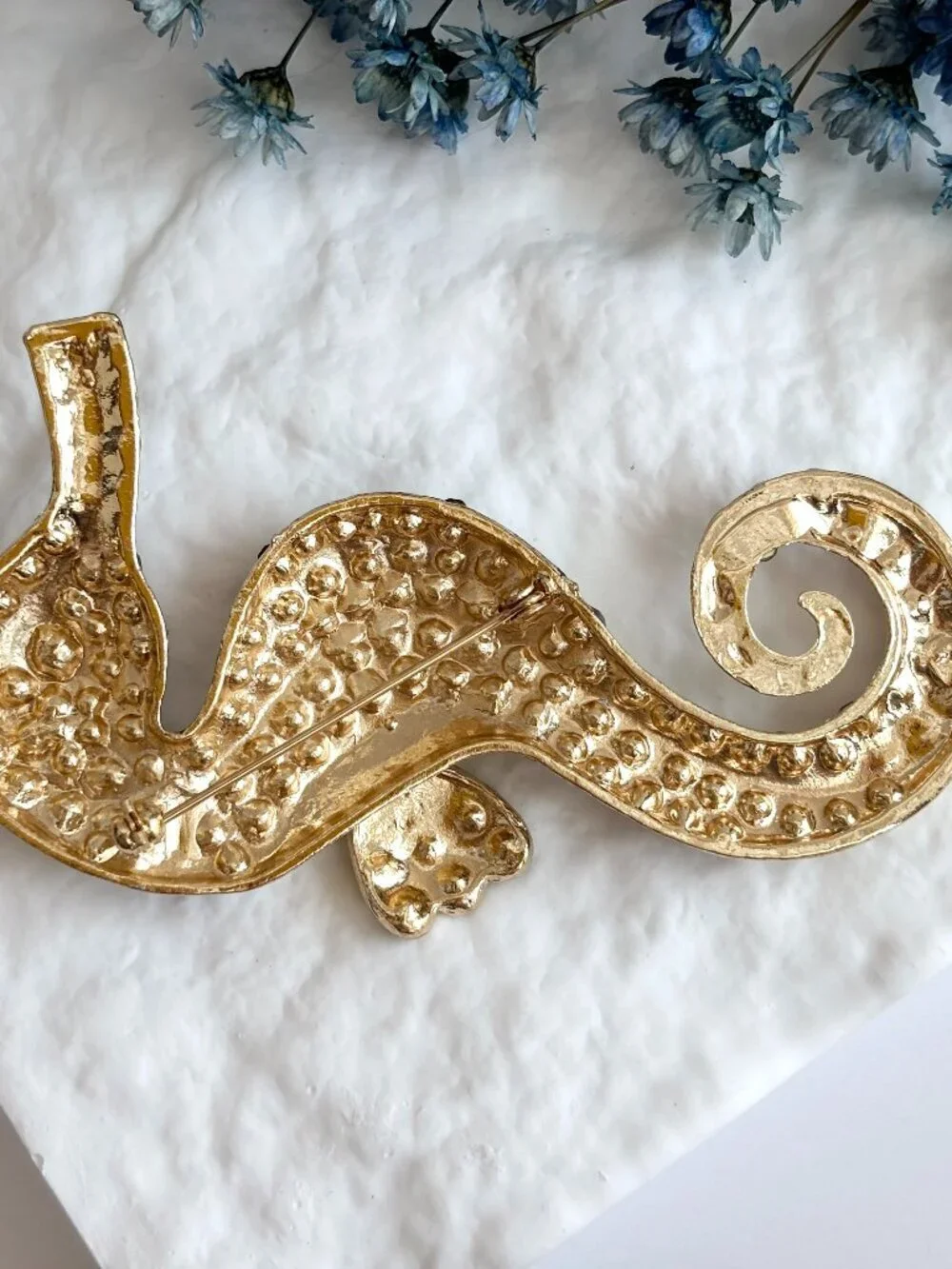 Seahorse Rainbow Rhinestone Gold Toned Jumbo Vintage Inspired Brooch Pin